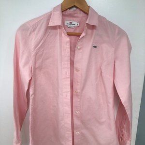 Vineyard Vines ladies pink button down shirt